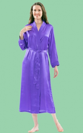 Trapunto Trim Satin Robe